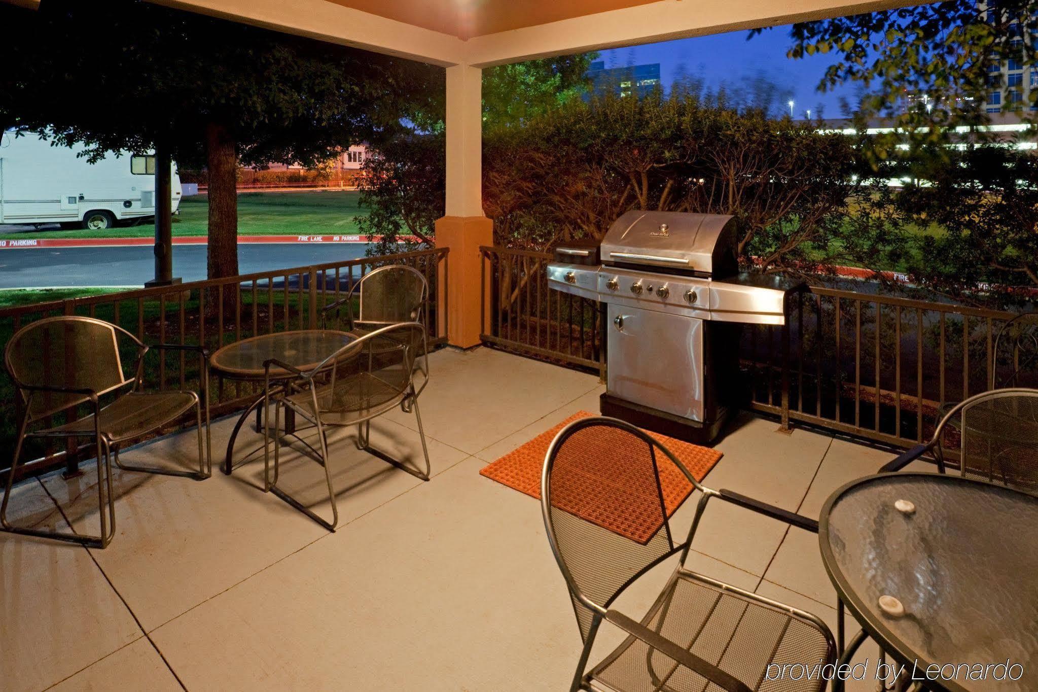 Sonesta Simply Suites Dallas Galleria Bagian luar foto
