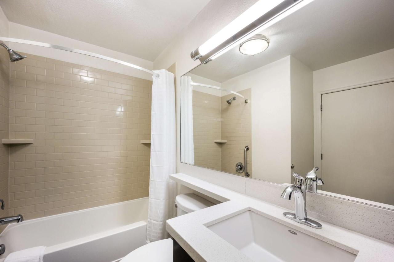 Sonesta Simply Suites Dallas Galleria Bagian luar foto