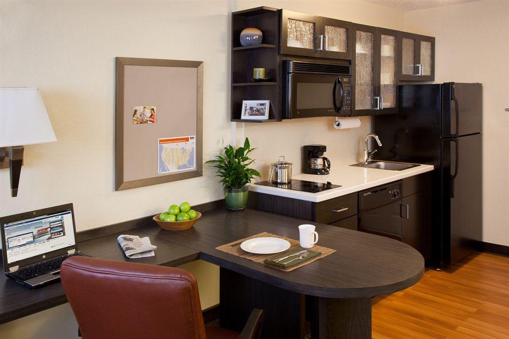 Sonesta Simply Suites Dallas Galleria Bagian luar foto
